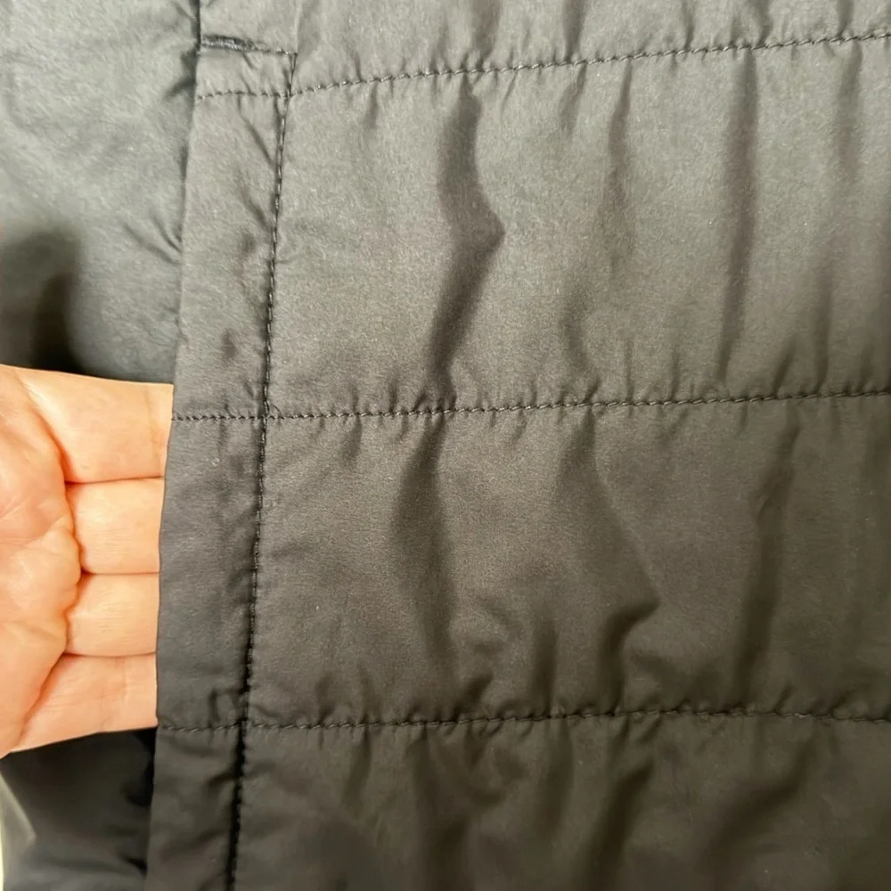 The North Face Men’s Reversible Puffer Fleece Vest Black/Grey Size: Small